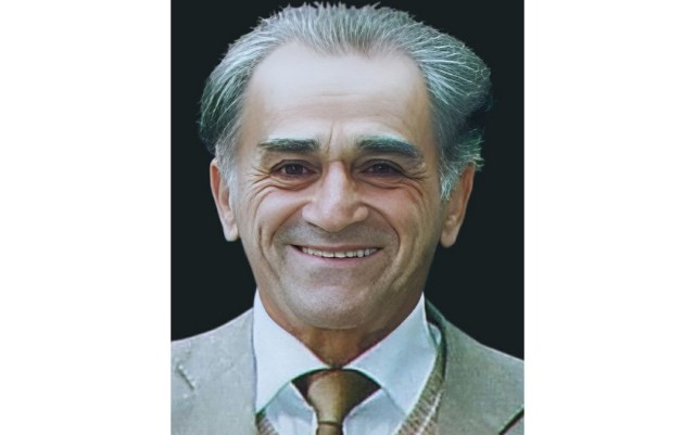 Mirzə Qurbanovvəfat etdi