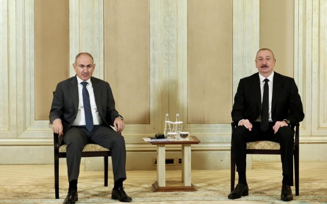 İlham Əliyevlə Paşinyanın 5 saatlıq görüşü ilə bağlıErmənistan XİN-dən açıqlama İlham Əliyevlə Paşinyanın 5 saatlıq görüşü ilə bağlıErmənistan XİN-dən açıqlama