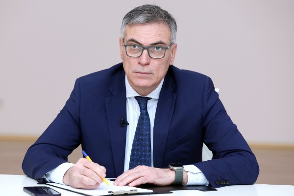 "Azəriqaz" rəhbəri nəqliyyat mühəndisini özünə maliyyə üzrə müavintəyin etdi
