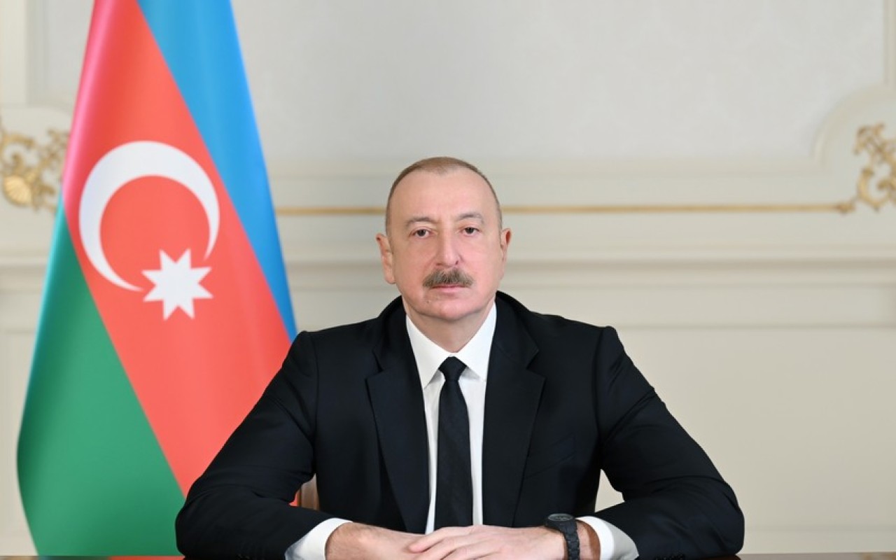 İlham Əliyev Monqolustan Prezidentinitəbrik edib İlham Əliyev Monqolustan Prezidentinitəbrik edib