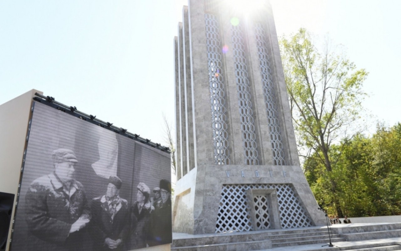 Vaqif Poeziya Günlərinin tarixidəyişdirildi Vaqif Poeziya Günlərinin tarixidəyişdirildi