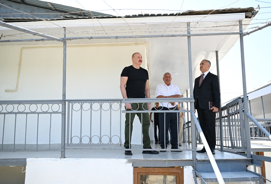 Prezident Xocalının Təzəbinə kəndində görülən işlərlə tanış olub - FOTOLAR