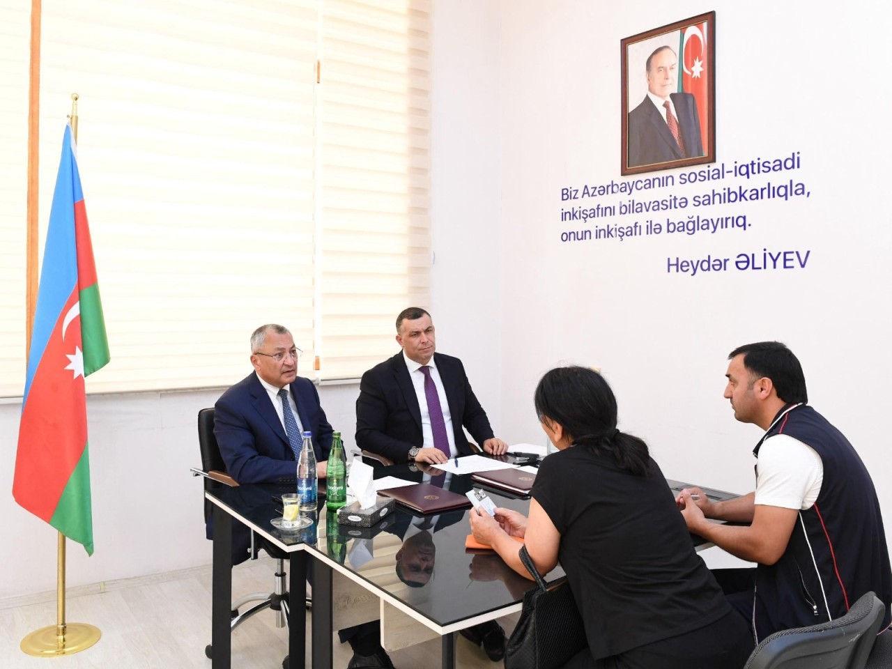Komitə sədri keçmiş məcburi köçkünlərin müraciətlərini dinlədi - FOTOLAR