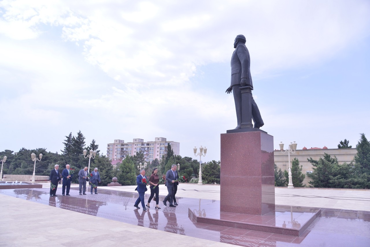 Qaradağda “Qərbi Azərbaycan İrsi” kitabının təqdimat mərasimi keçirilib - FOTOLAR
