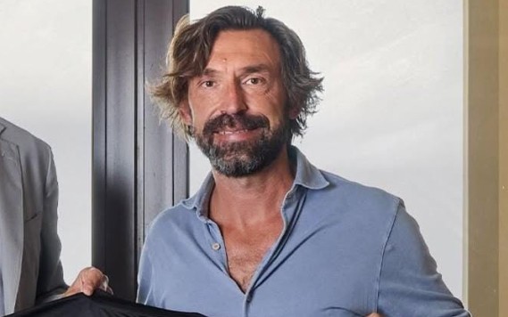 Pirlo baş məşqçi təyin olundu