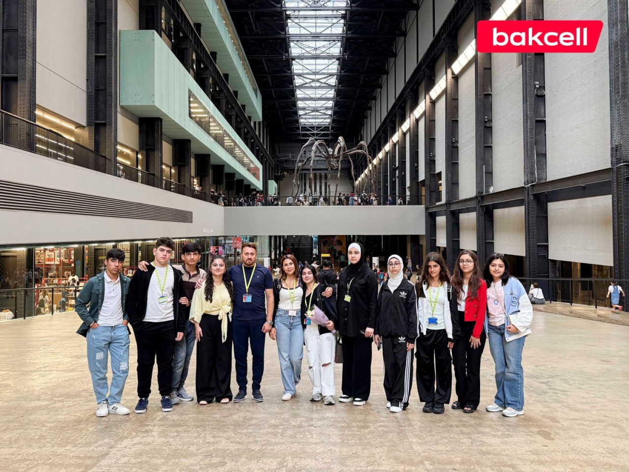 “Bakcell”in dəstəyi ilə “YAŞAT” yay məktəbi Londonda - FOTOLAR