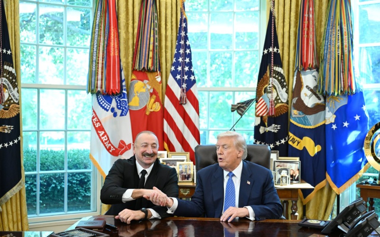 "Siz böyük lidersiniz"- Trampdan İlham Əliyevə "Siz böyük lidersiniz"- Trampdan İlham Əliyevə