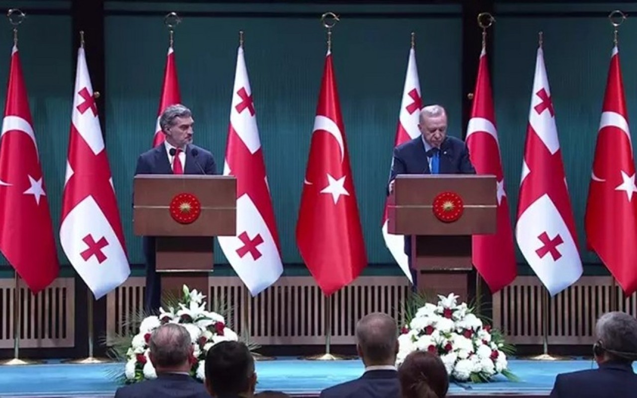Azərbaycan və Gürcüstanla birlikdə regional təhlükəsizliyə töhfə verməkdəyik -Ərdoğan
