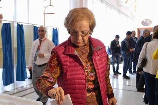 Qalina Mehdiyeva məhkəmədəuduzdu Qalina Mehdiyeva məhkəmədəuduzdu