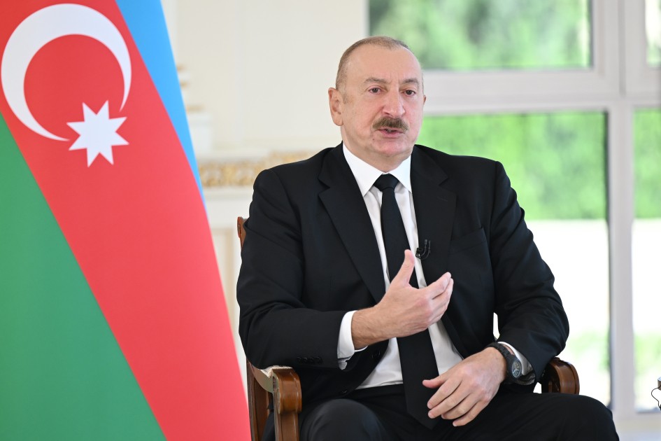 Prezident “Əl-Ərəbiyyə” telekanalına müsahibə verib - TAM MƏTN