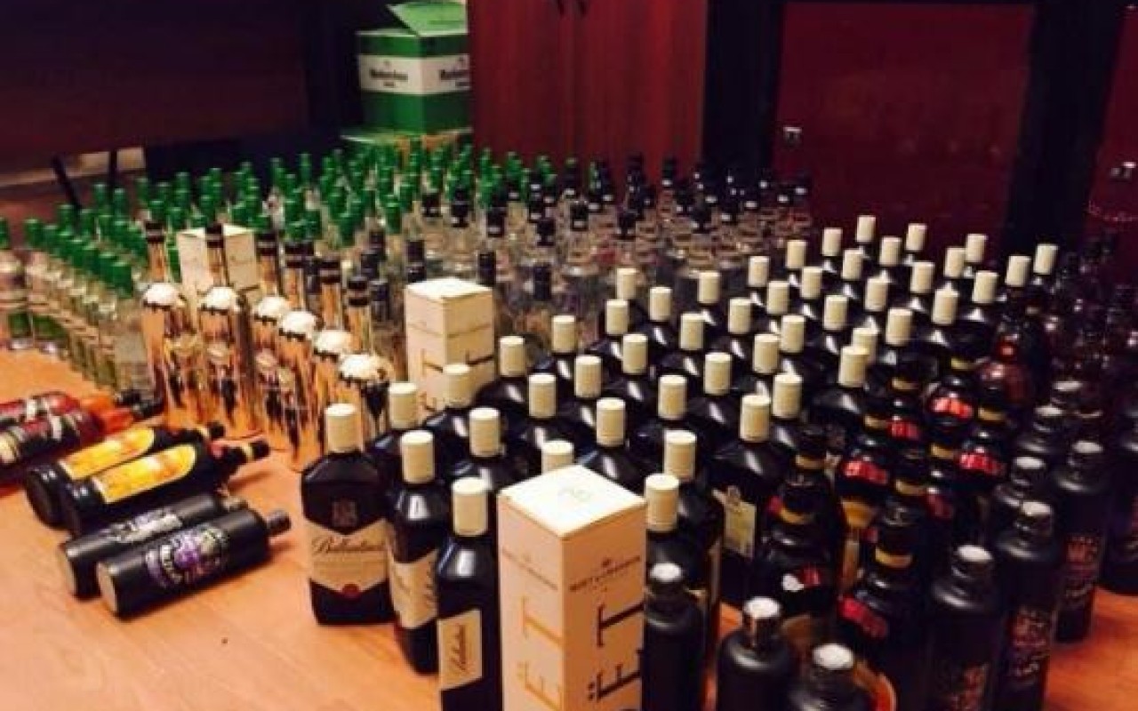 Saxta aksiz markalı külli miqdarda alkoqollu içkidövriyyədən çıxarılıb Saxta aksiz markalı külli miqdarda alkoqollu içkidövriyyədən çıxarılıb