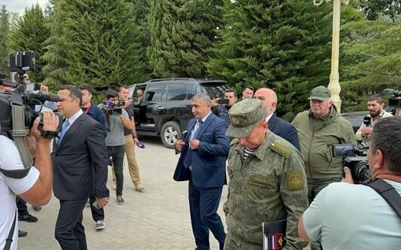 Şahramanyan separatçıların "Yevlax görüşü"ndən danışdı