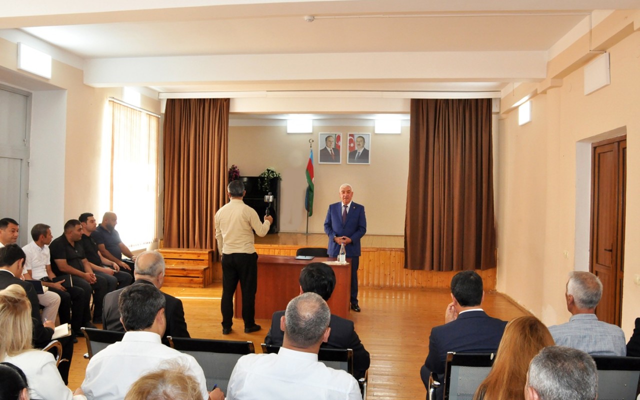 Pirallahı rayonunda səyyar qəbullar davam etdirilir -FOTOLAR