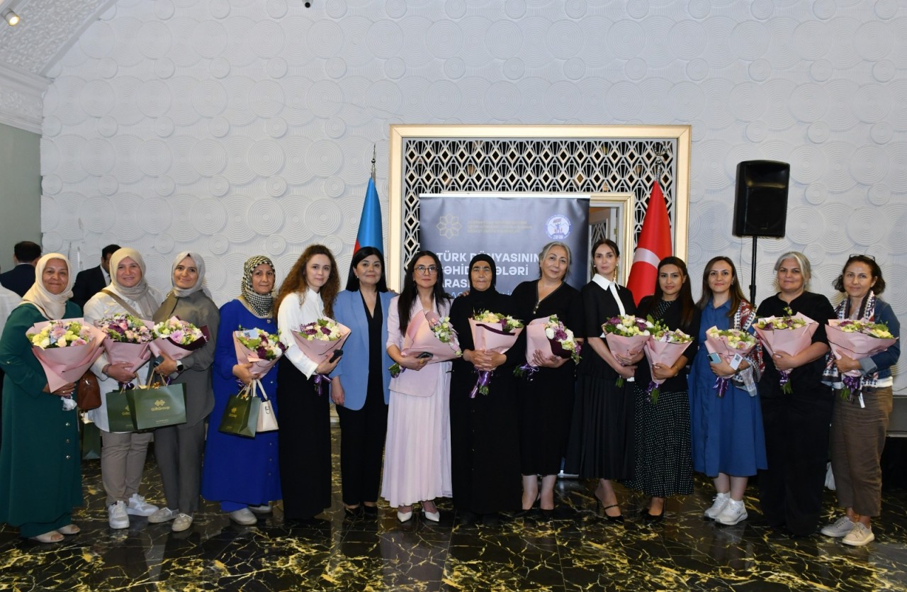Azərbaycan və Türkiyə şəhid ailələri arasında qardaşlıq görüşü keçirilib - FOTOLAR