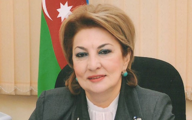 Məktəb direktoruişdən çıxarıldı - FOTO
