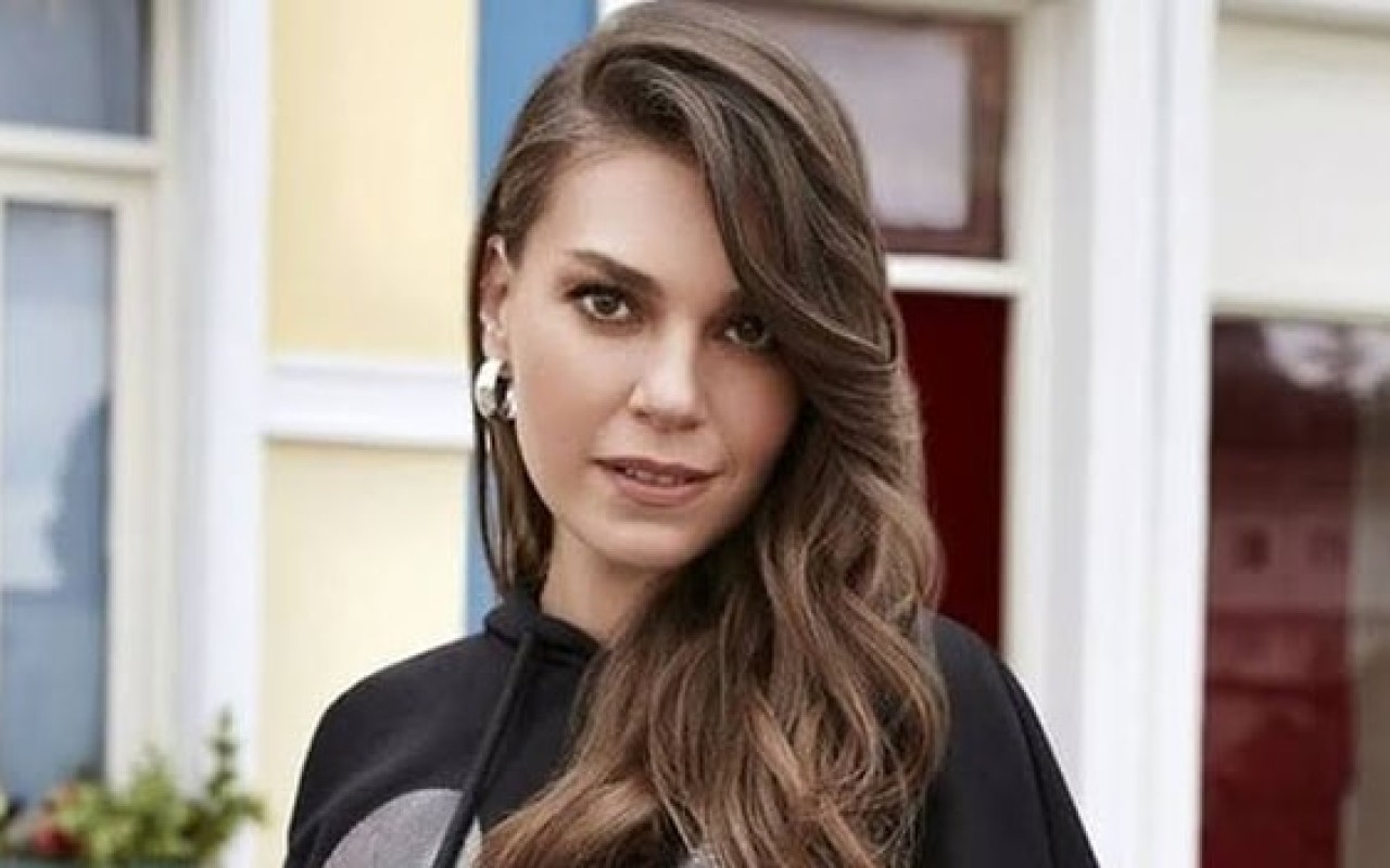 Aslı Enver yeni seriala çəkilir Aslı Enver yeni seriala çəkilir