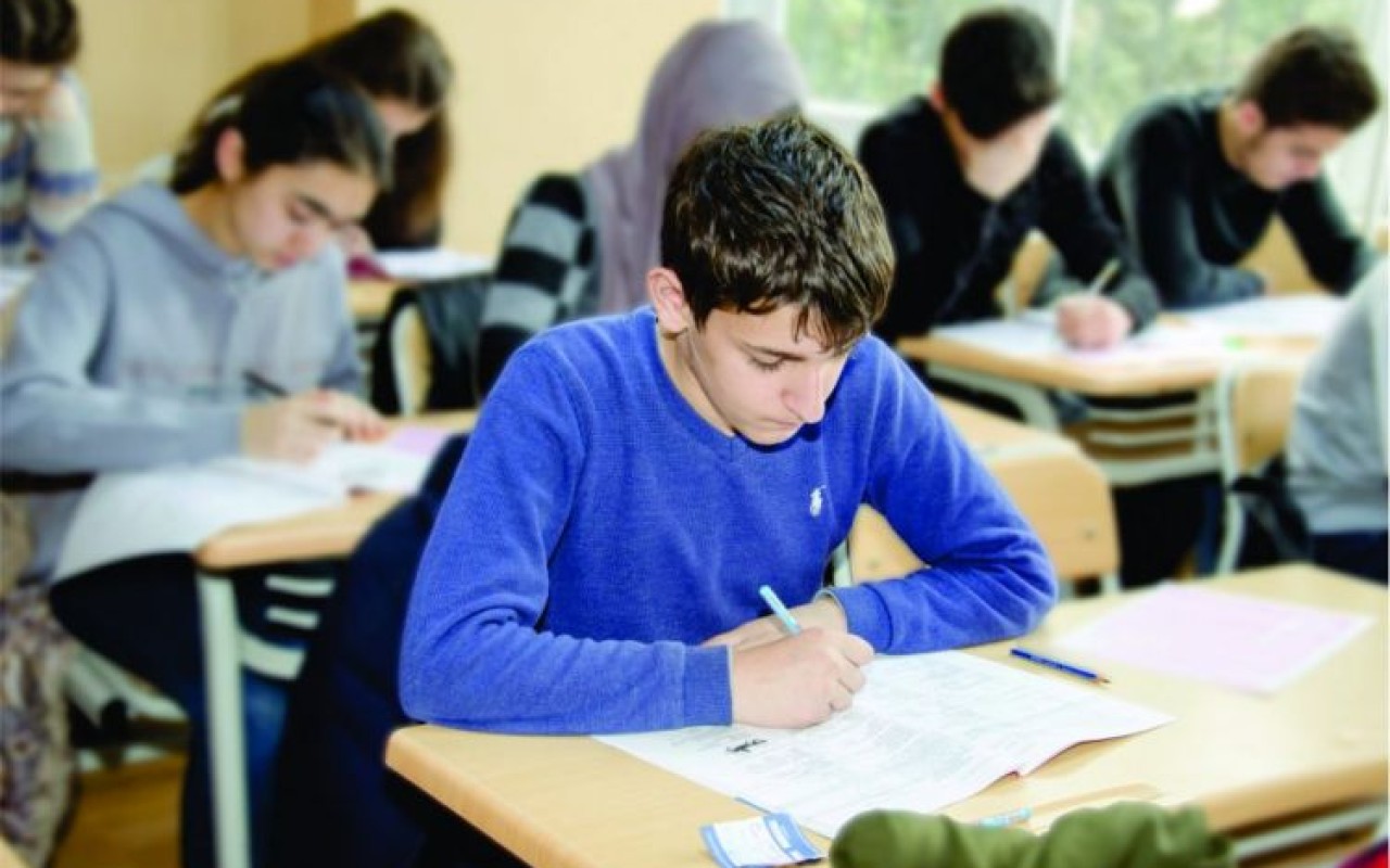 Buraxılış və Azərbaycan dili imtahanının nəticələri elan olunub