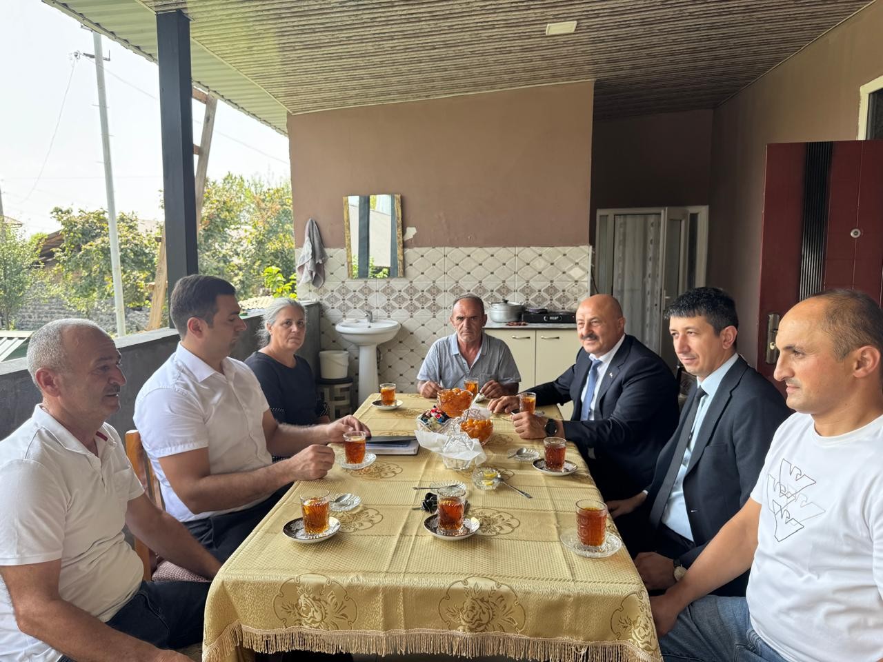Asif Əsgərov seçicilərin problemlərini dinlədi - FOTOLAR