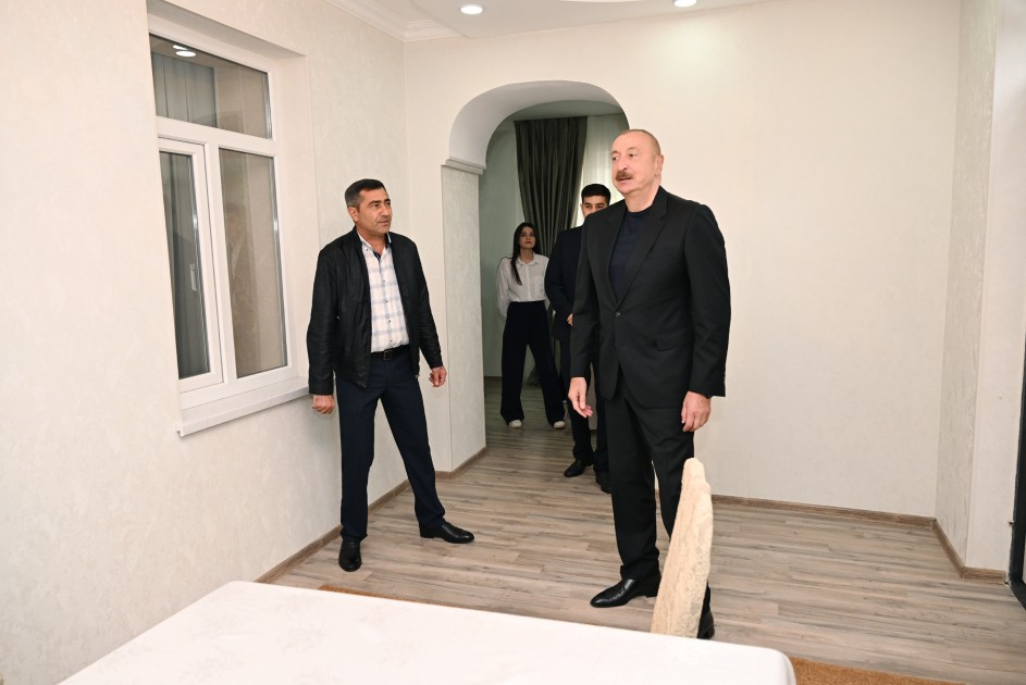 İlham Əliyev Hadrut qəsəbəsində olub - FOTOLAR