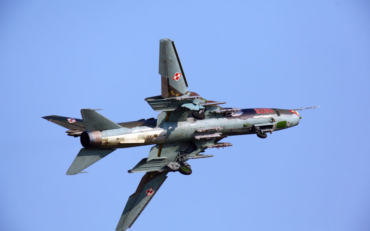 Polşa Sovet Su-22 qırıcılarını sıradan çıxarıb Polşa Sovet Su-22 qırıcılarını sıradan çıxarıb
