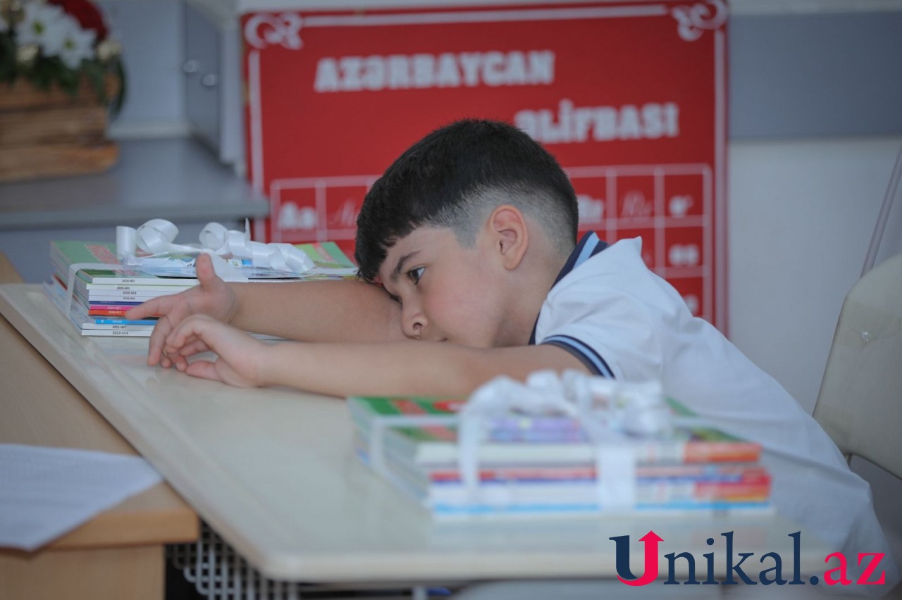 Yeni dərs ili belə başladı - FOTOREPORTAJ