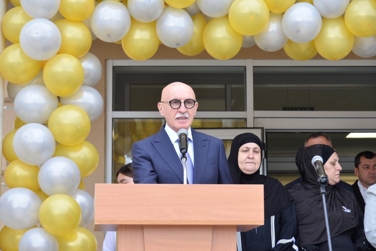 Abşeron rayonunda yeni məktəblərin açılışları olub - FOTOLAR