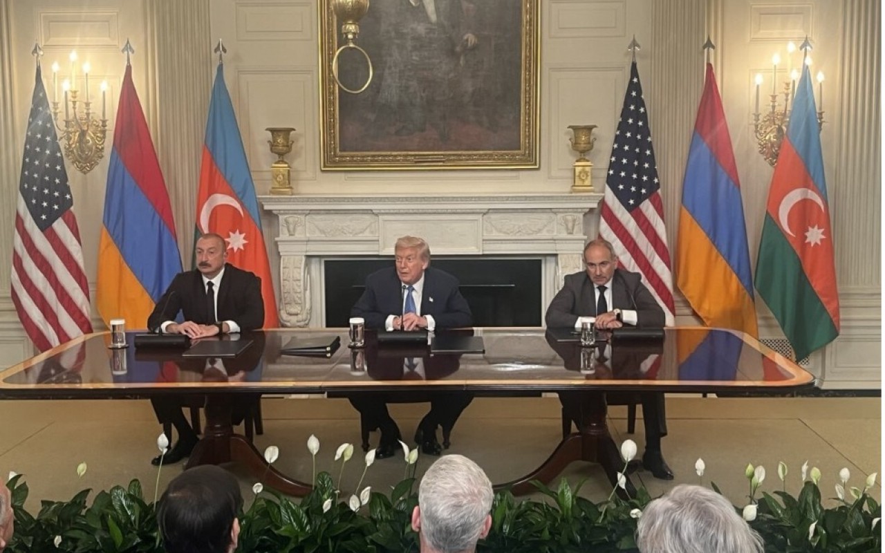 Söhbətin sonunda bir-birimizi bağrımıza basdıq -Tramp