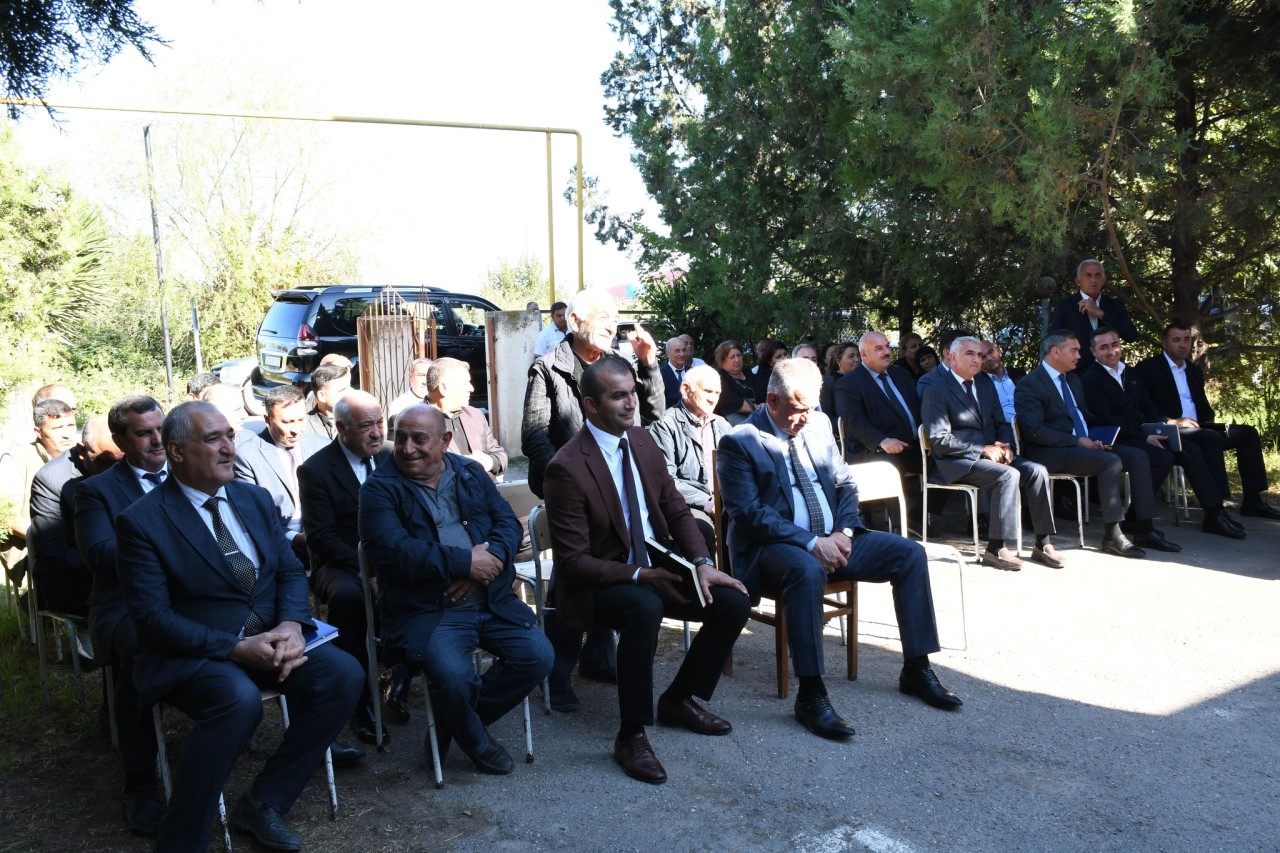 İcra başçısı Vaqif Həsənov növbəti səyyar qəbul keçirdi - FOTOLAR