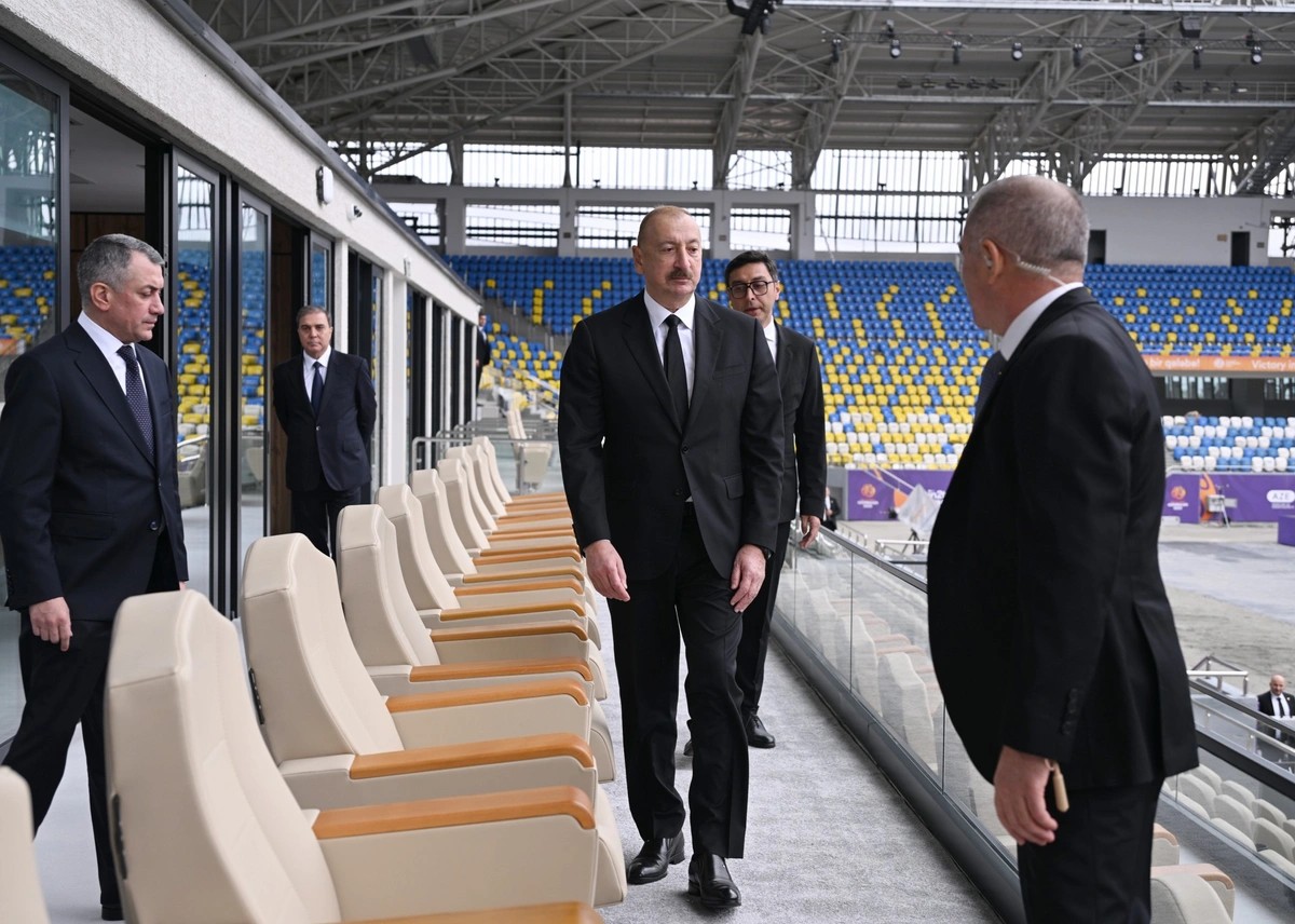İlham Əliyev Gəncə şəhər stadionunun aşılısında - FOTO