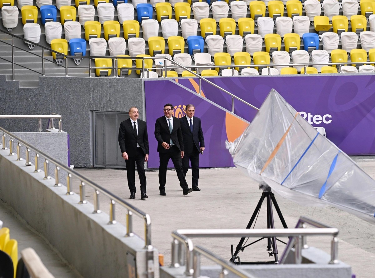 İlham Əliyev Gəncə şəhər stadionunun aşılısında - FOTO