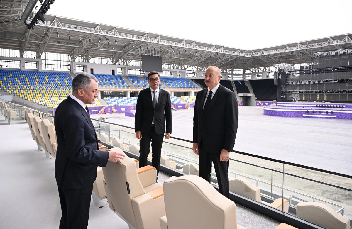İlham Əliyev Gəncə şəhər stadionunun aşılısında - FOTO