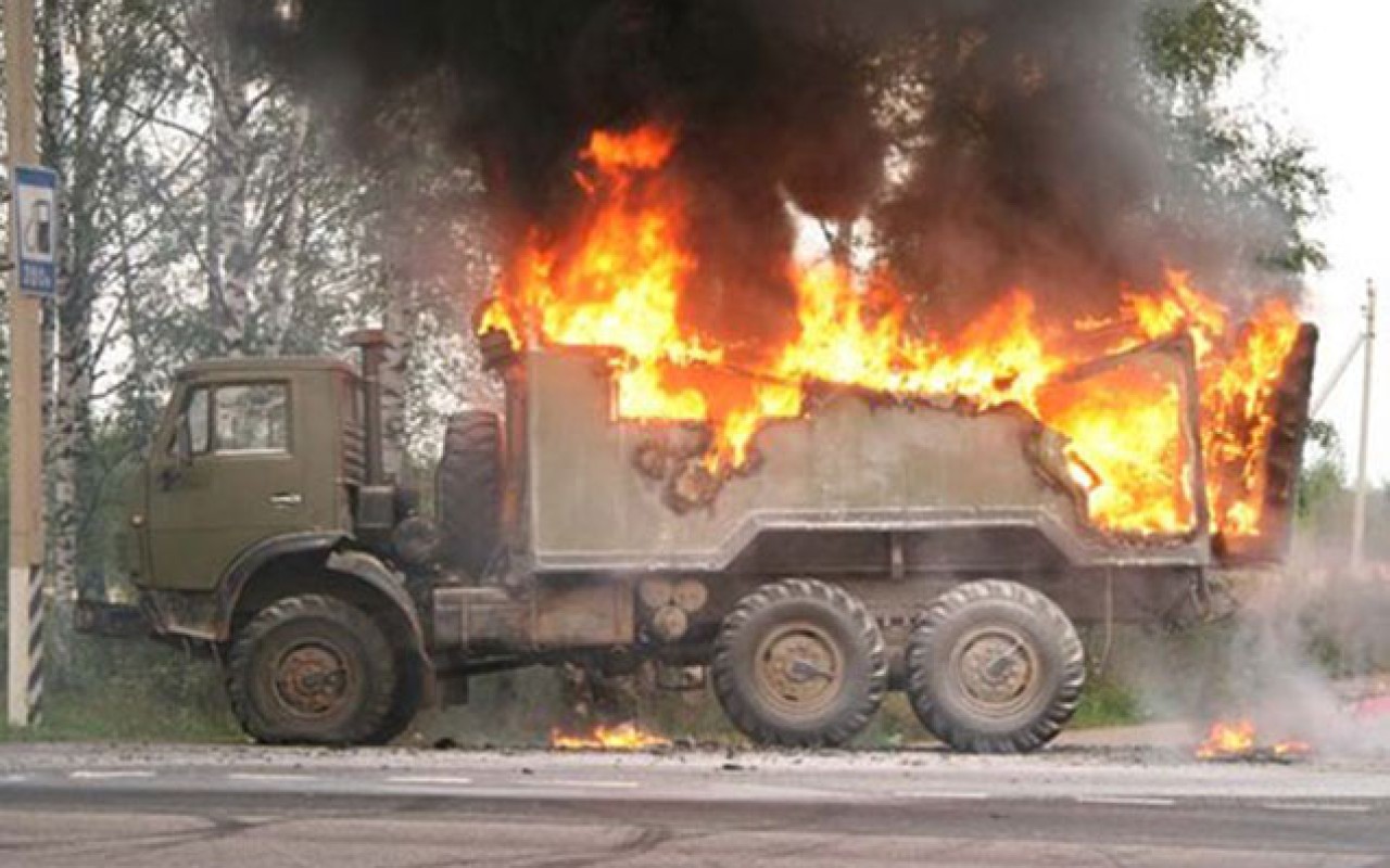 Zaqatalada "KamAZ" yandı 