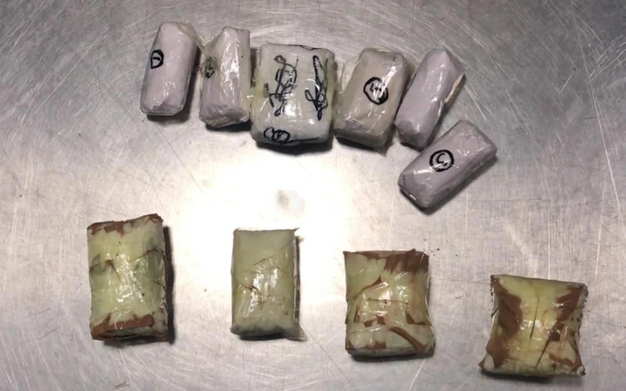 Polis 11 kiloqram marixuana aşkarladı 