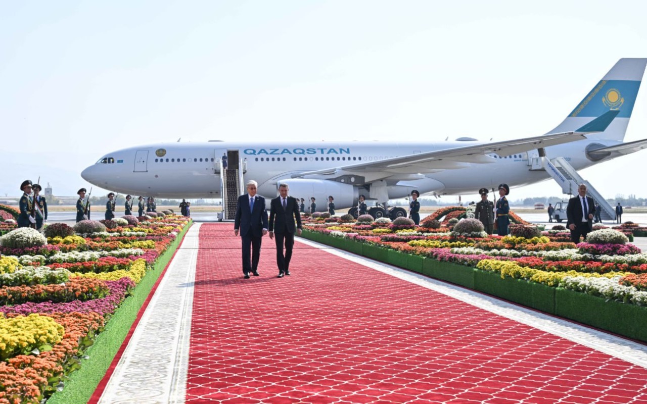 Tokayev də Düşənbəyə getdi 
