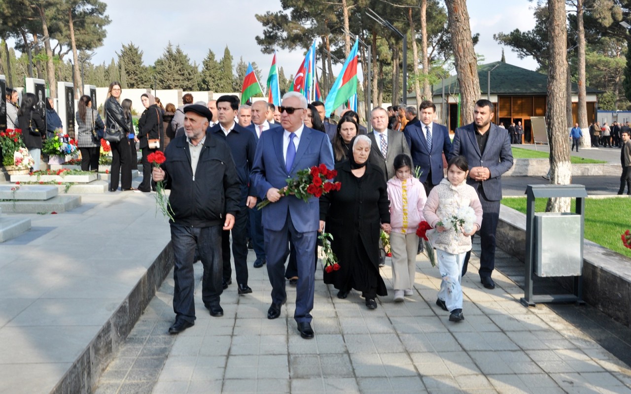 Pirallahıda Vətən müharibəsi şəhidinin anım mərasimi keçirilib - FOTOLAR