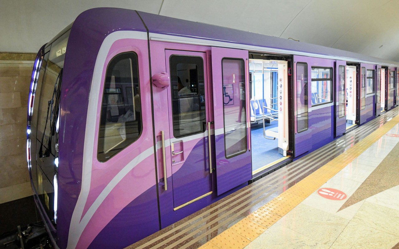 Bakıda 10 yeni metro stansiyası tikiləcək 
