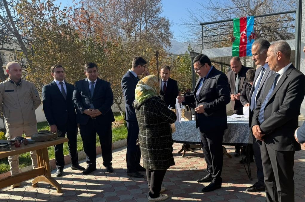 Növbəti köç karvanı Hadrut qəsəbəsinə çatıb - YENİLƏNİB Növbəti köç karvanı Hadrut qəsəbəsinə çatıb - YENİLƏNİB