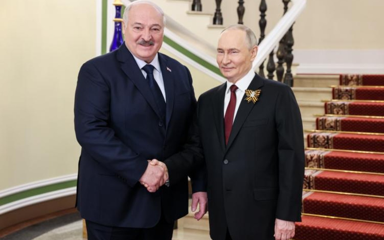 Putin və Lukaşenko Qırğızıstanda görüşdü - VİDEO