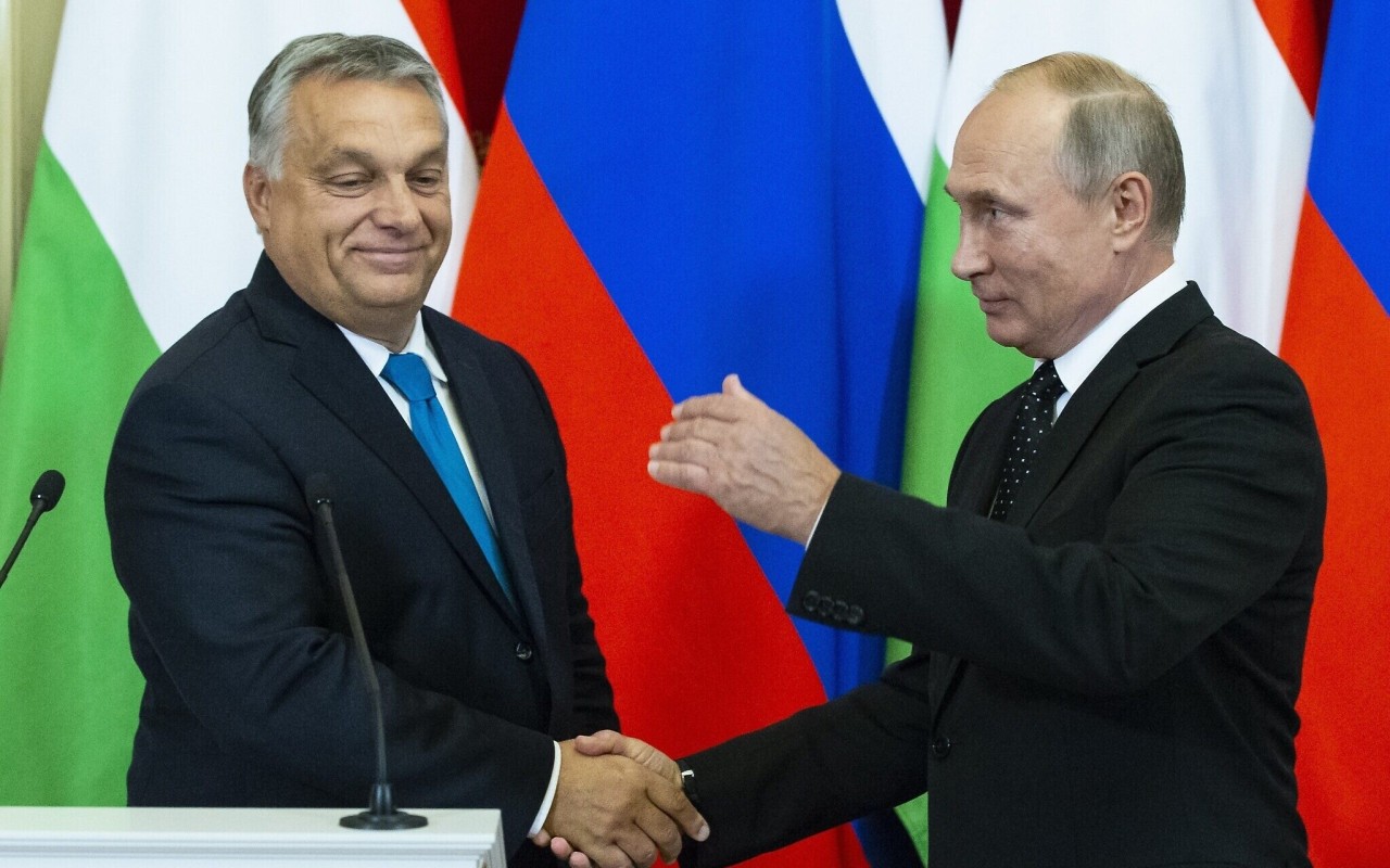 Putin Orbanla Moskvada görüşəcək 