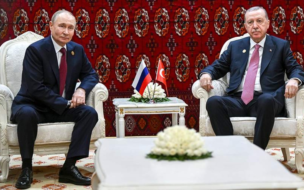 Putin Ərdoğan və Şahbazla görüşdü
