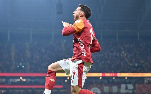 “Qalatasaray” evdə üç xala sevindi 