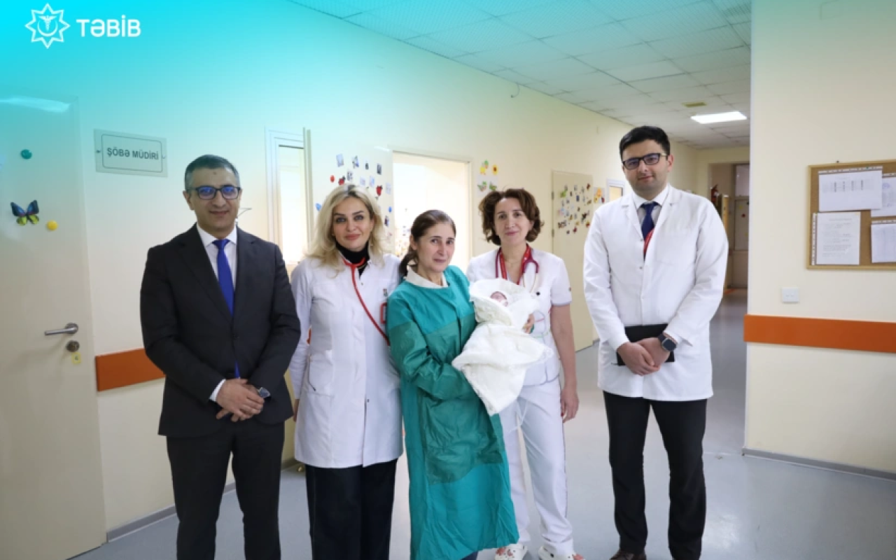 Bakıda 540 qram çəkidə körpə doğuldu 