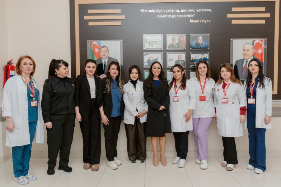 Leyla Əliyeva Nərimanov Uşaq Klinik Xəstəxanasında - FOTOLAR