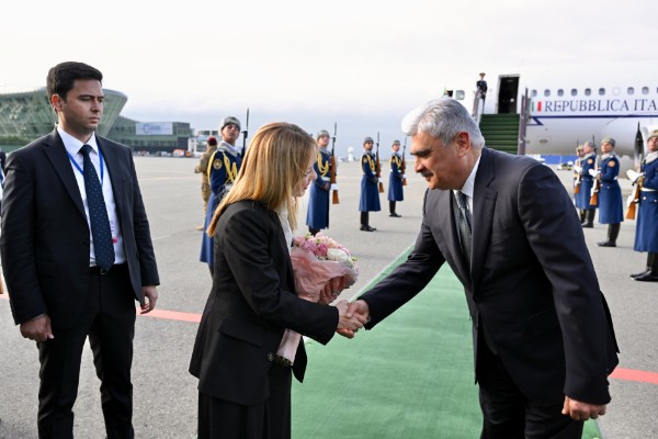 Ciorcia Meloni Azərbaycana gəldi - FOTO