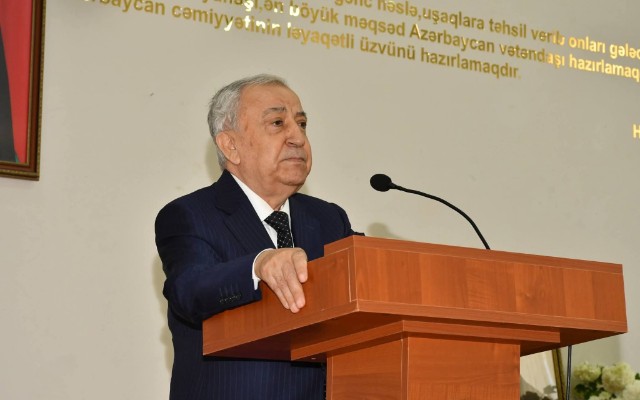 İsfəndiyar İbrahimovun xatirəsinə həsr olunmuş tədbir keçirildi