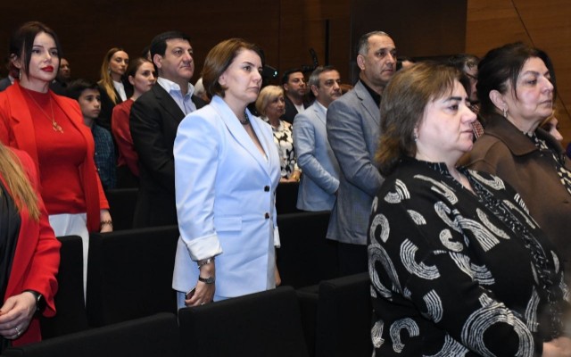 Bakı Konqres Mərkəzində Ümummilli Liderin xatirəsinə həsr olunmuş tədbir keçirildi