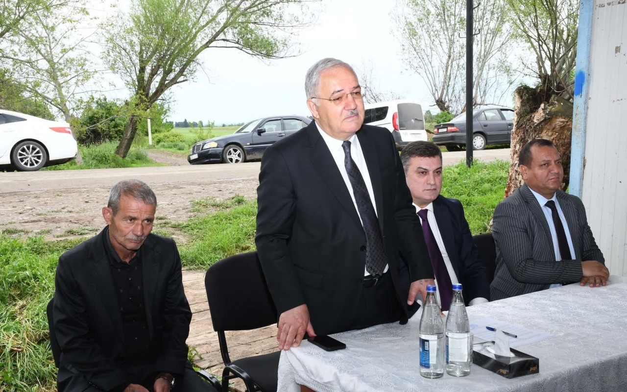 Vaqif Həsənovun Çıraxlı kəndində səyyar qəbul-görüşü keçirilib -
