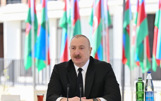 "Görün, biz kimlərlə üz-üzə qalmışdıq"