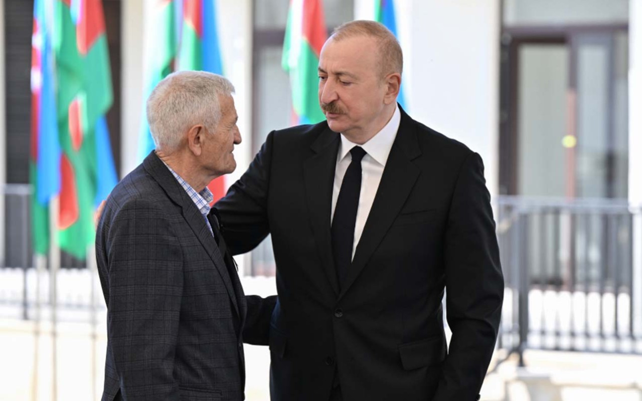 “İlham Əliyev özü də mənimlə birgə kövrəldi”
