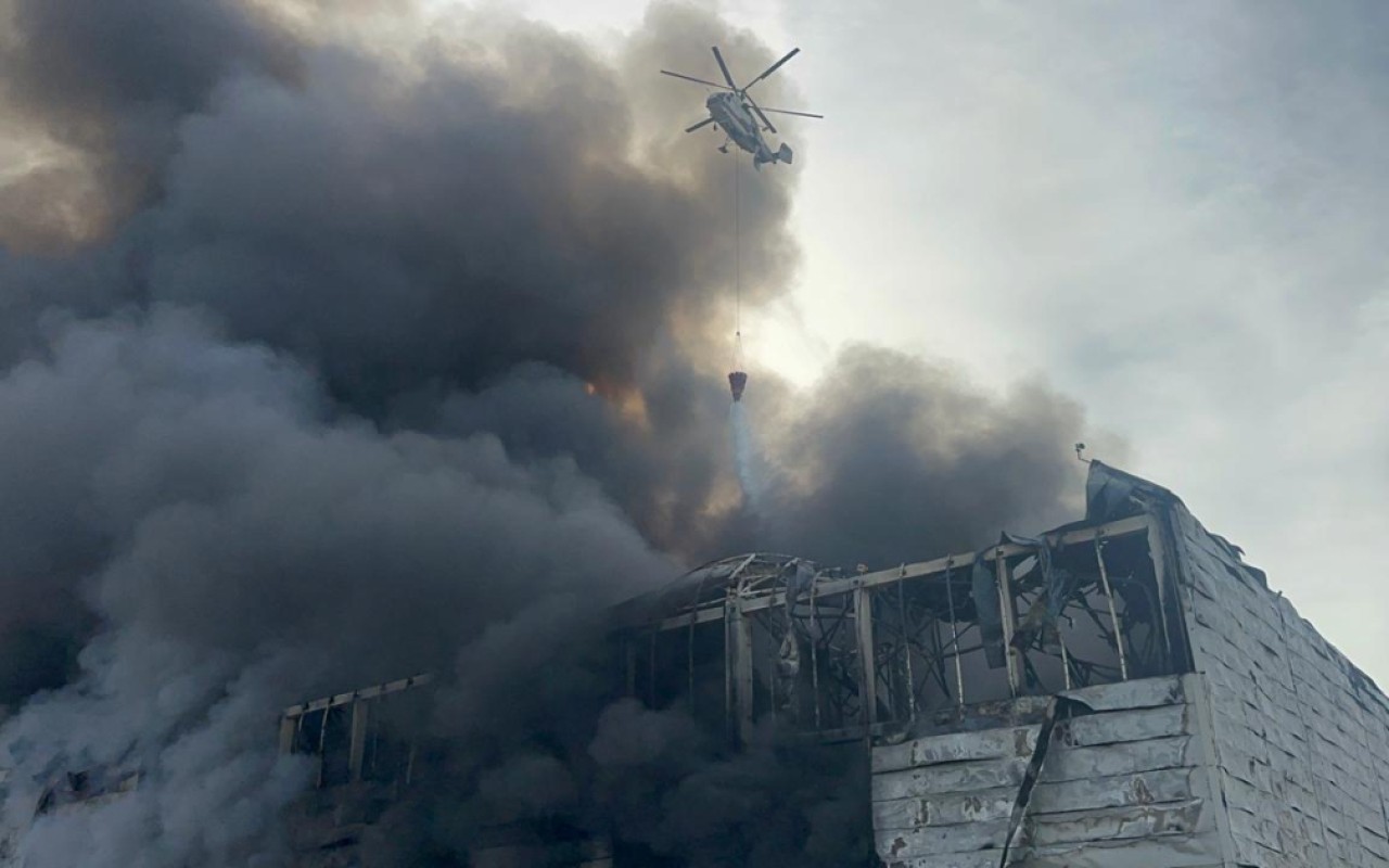 Lökbatandakı yanğına 2 helikopter cəlb olundu